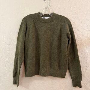 Zara olive green alpaca blend crew sweater